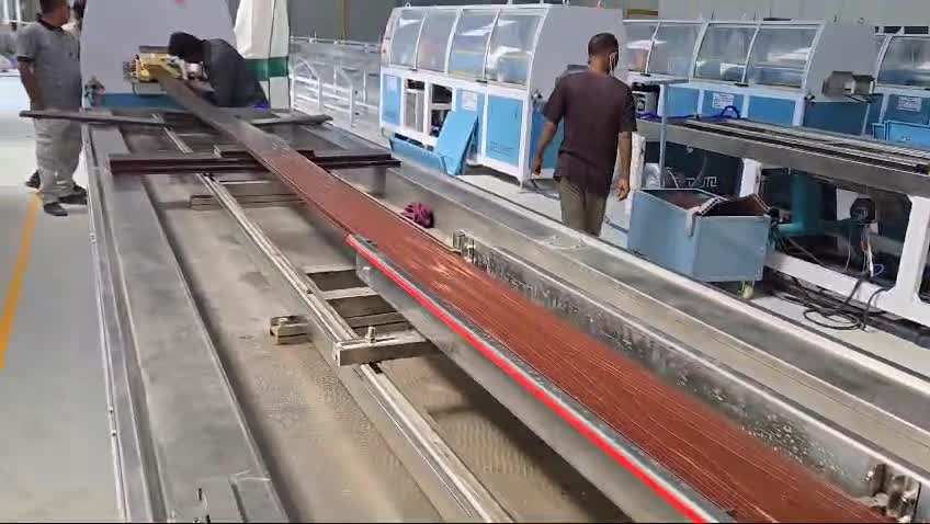 Thiết bị WPC Yongte của chúng tôi đã được cài đặt và gỡ lỗi thành công trong nhà máy của khách hàng Ấn Độ