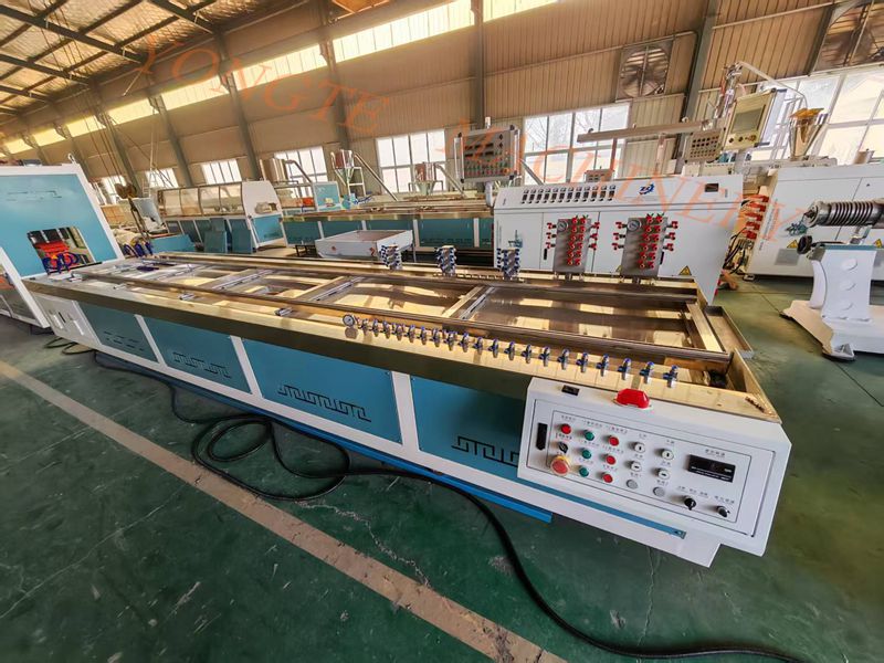 Máy móc nhựa Yongte: Dây chuyền sản xuất máng xối Rain PVC mới nổi bật