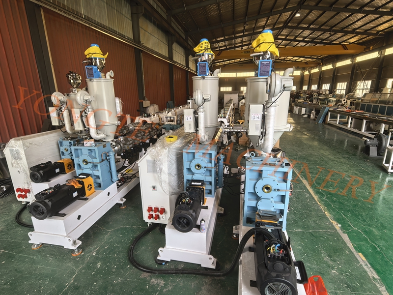 Máy móc nhựa Yongte phá vỡ các rào cản kỹ thuật và xây dựng dây chuyền sản xuất ống PPR cao cấp