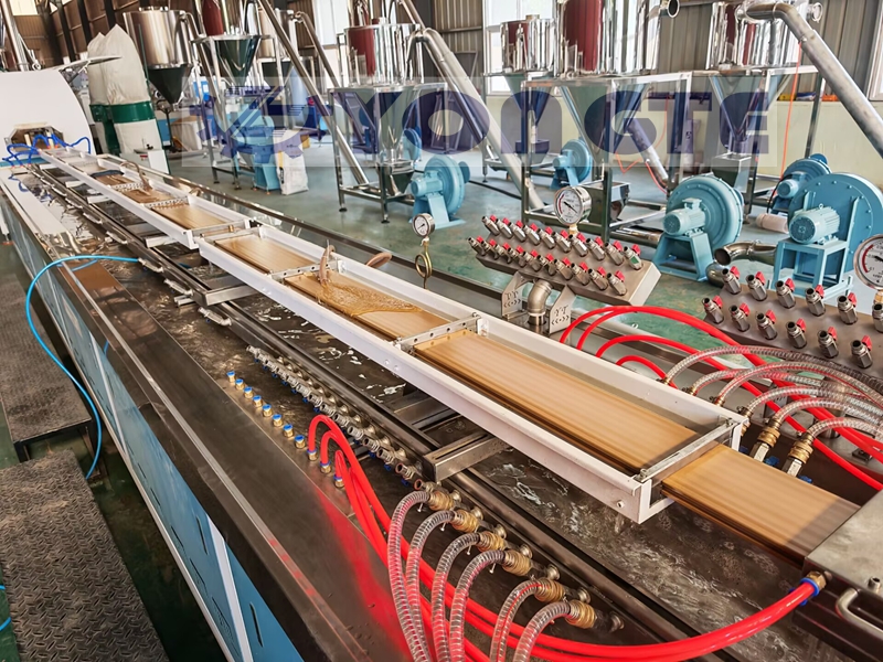 Nhu cầu toàn cầu về sàn chống cháy tăng cao; Máy móc nhựa Yongte mở rộng ra thị trường nước ngoài