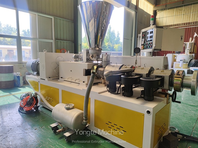 Máy đùn t vít hình nón với chứng chỉ CE