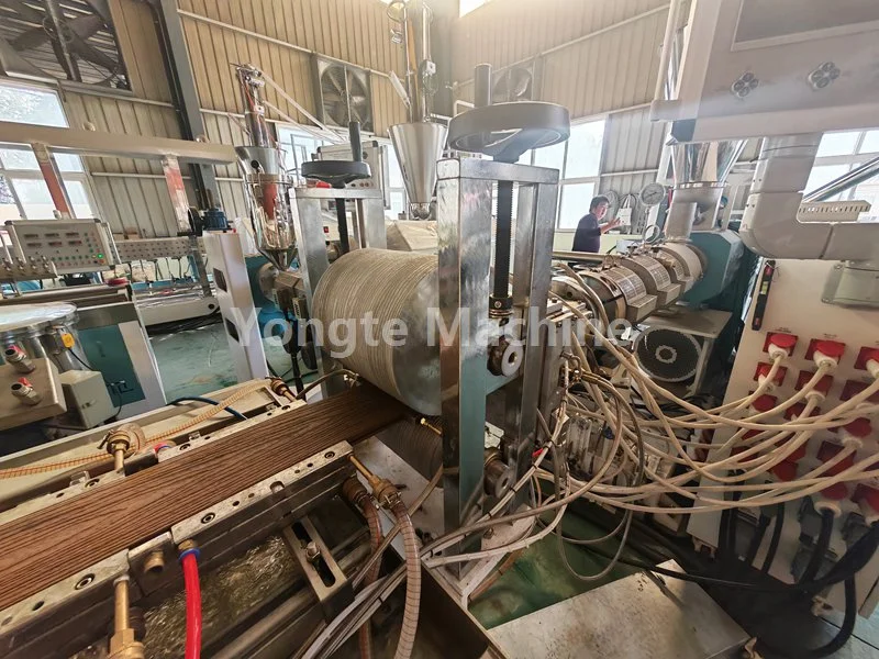 Máy tổng hợp gỗ PE