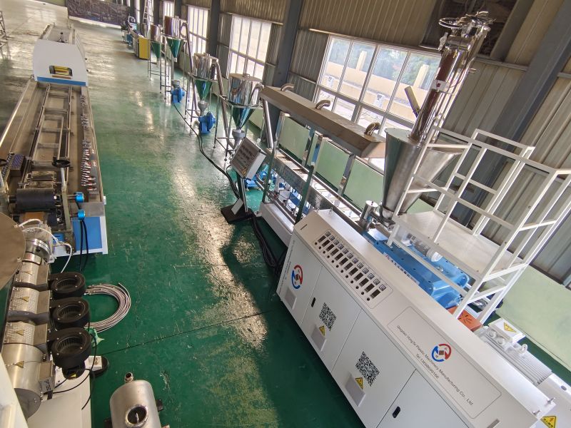 Composite nhựa với máy hạt WPC gỗ