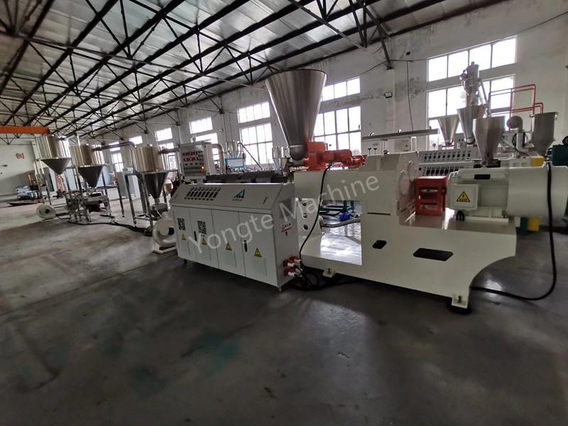 Máy tạo hạt hợp chất PVC cho khách hàng Ba Lan